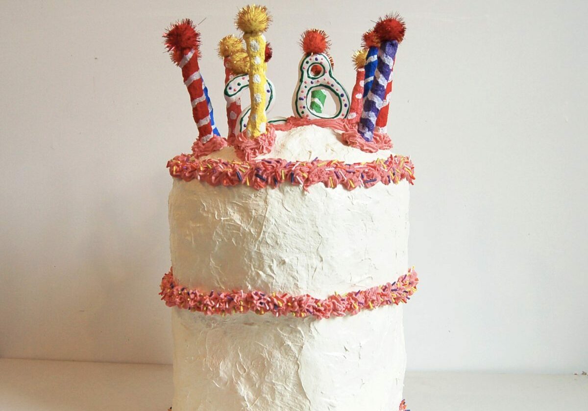 Photograph of sculpture made to look like a cake by artist Nicole Dyer, resident at GlogauAIR October 2019